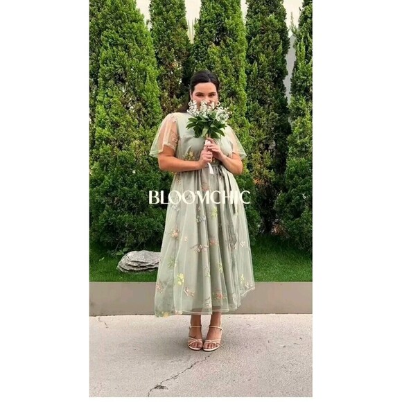 Bloomchic Floral Embroidered Size 12 Green Spring Wedding Bridesmaid Pockets - Picture 1 of 16